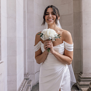 Wedding dress review by Caitlin Rennocks